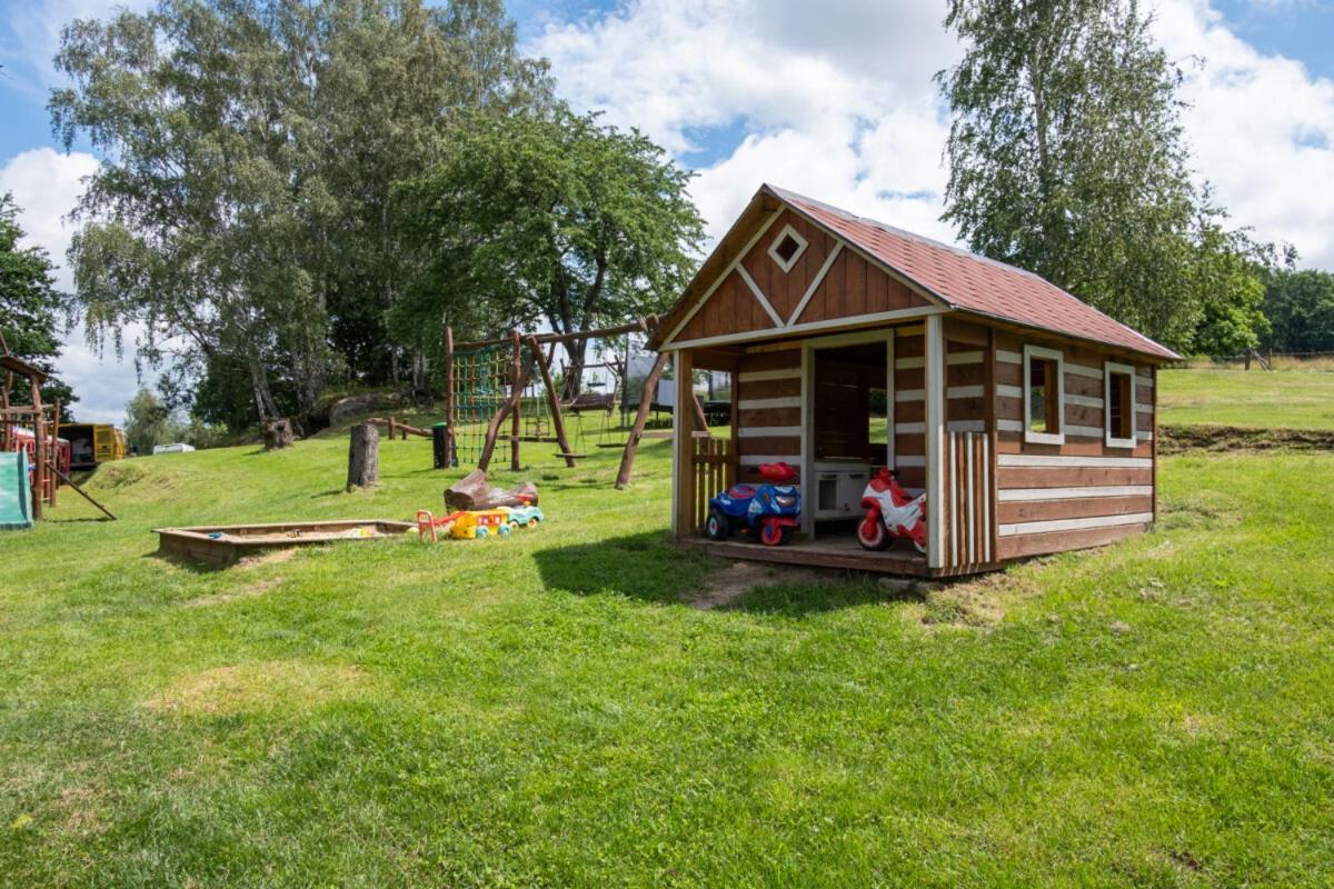 Miniresort Amulet Hruba Skala Exterior foto