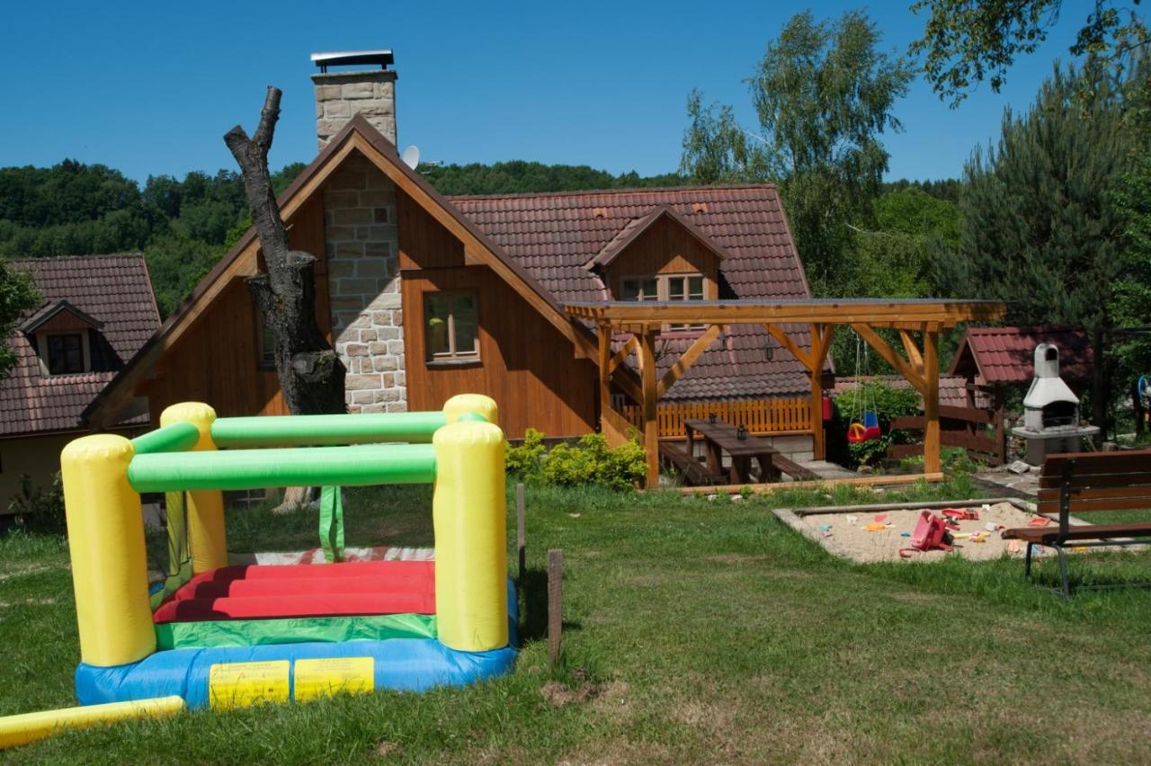Miniresort Amulet Hruba Skala Exterior foto